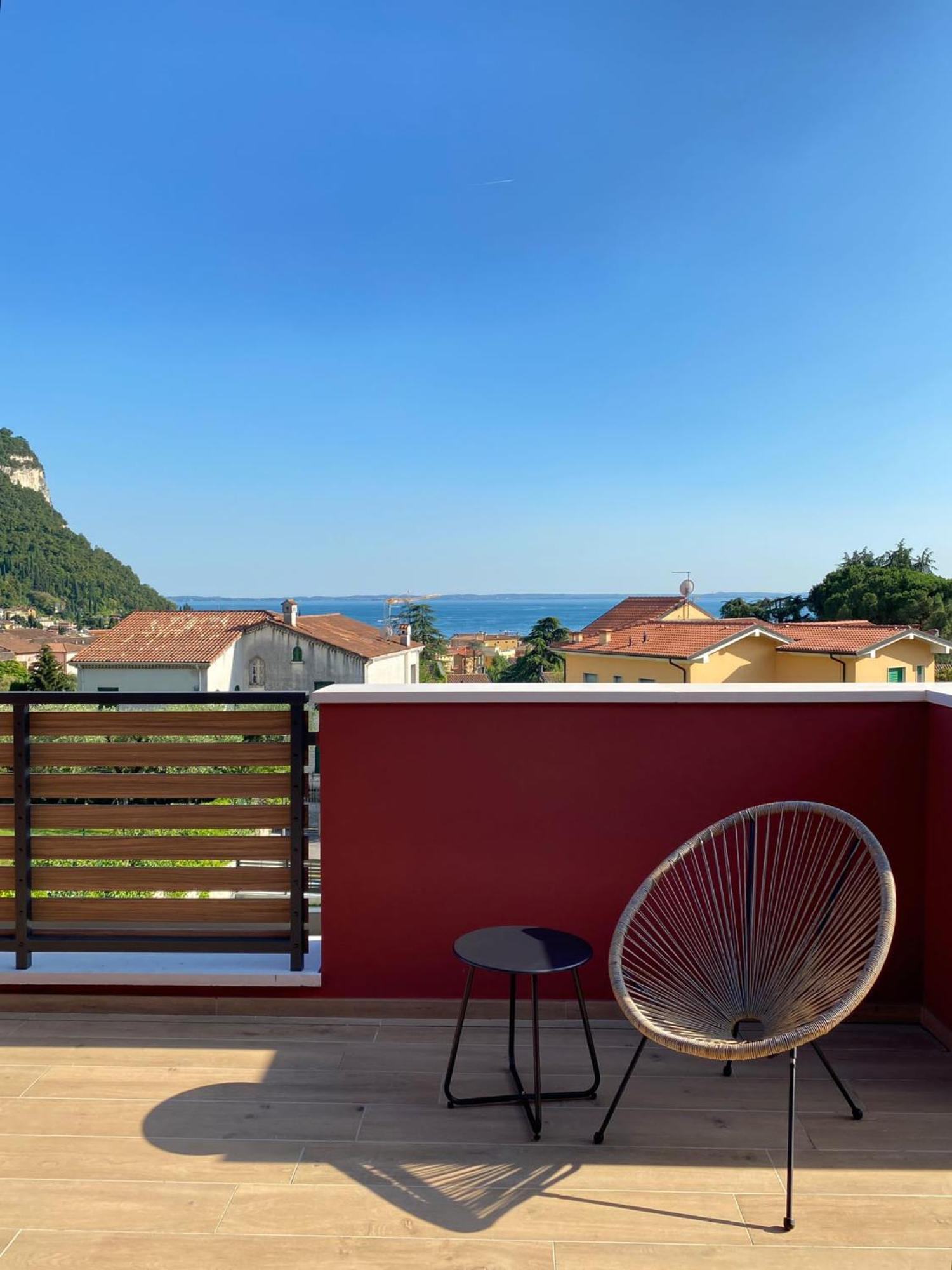 Ca'Masteva Aparthotel Garda  Exterior photo